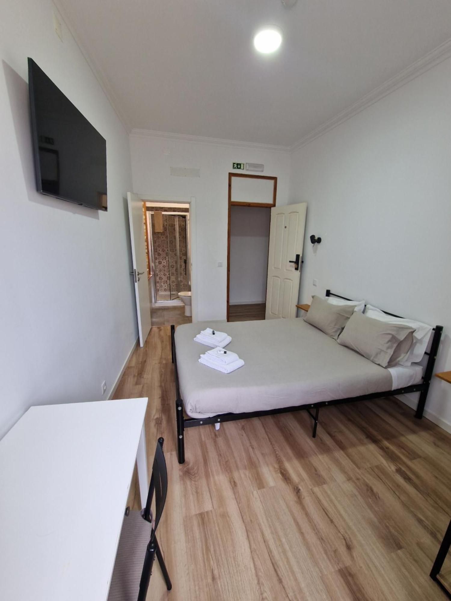 Wolley - Peniche Guesthouse Exteriér fotografie